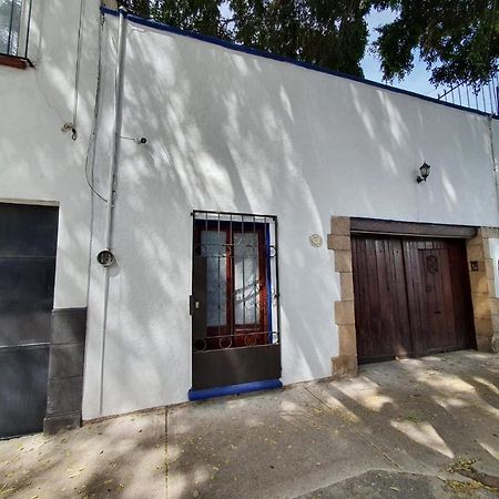 El Beso De Frida Y Diego. Hotel Kota Meksiko Bagian luar foto
